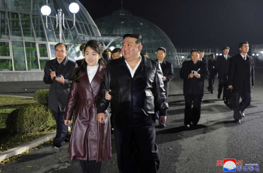 Kim Jong Un și-a ales succesorul la putere! Cine este Kim Ju Ae, adolescenta de cel mai înalt rang din Coreea de Nord