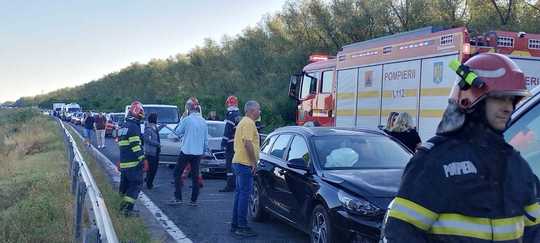 Carambol cu 6 mașini între Galați și Brăila! Traficul este oprit complet, anunță Infotrafic FOTO