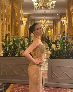 Sara, fiica lui Brigitte Pastramă