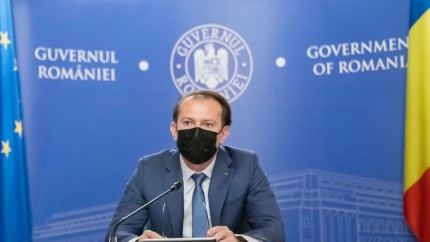 Florin Cîțu Vaccinarea cu doza a treia începe în 28 septembrie