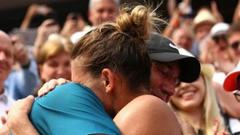 Simona Halep a anunțat că renunță la colaborarea cu antrenorul ei Darren Cahill