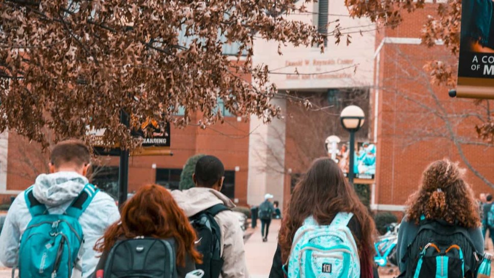 Noile legi ale educației. Evaluarea rămâne neschimbată liceele pot organiza examen de admitere