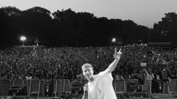 El este iubitul Emmei Răducanu. Harvey Leigh Cantwell este cântăreț și are milioane de urmăritori pe Instagram