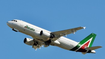 Alitalia a efectuat ultimul zbor la 75 de ani de la înfiinţare