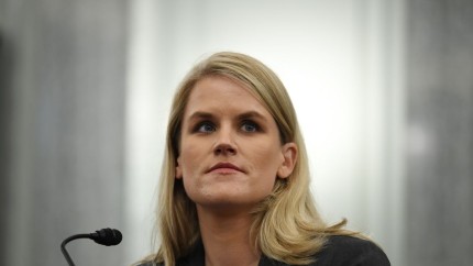 Frances Haugen cea care a dezvăluit informaţii secrete de la Facebook va fi audiată în Parlamentul European