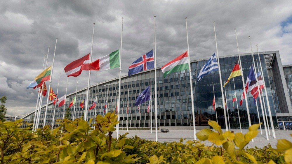NATO adoptă un plan menit să apere alianța de atacul Rusiei