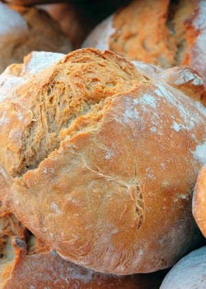 Un medic gastroenterolog a explicat care este cea mai bună pâine din comerț 8222Ideal ar fi să o facem în casă8221