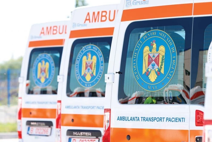 Un autobuz a fost transformat în ambulanţă
