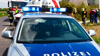 Român mort într-un accident grav în Austria. Un alt conațional este în stare gravă