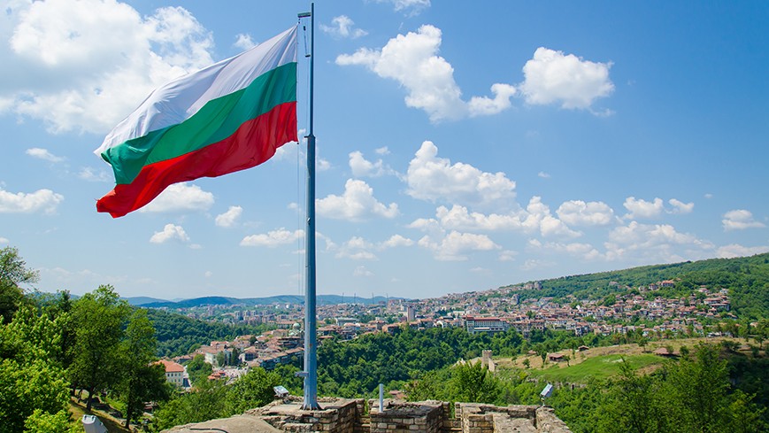 Bulgaria introduce obligativitatea certificatului verde COVID-19 în restaurante şi malluri