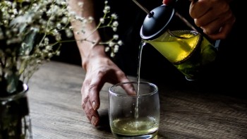 Apa și ceaiul verde băuturile ideale pentru organism