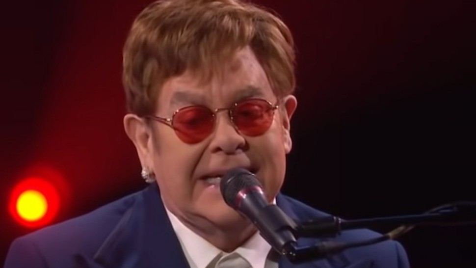 Elton John colaborează cu Ed Sheeran pentru o piesă de Crăciun