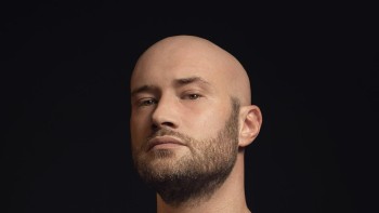 Cât costă apartamentul în care locuiește Mihai Bendeac A fost visul meu să locuiesc pe Bulevardul Unirii