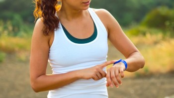 Mitul celor 10.000 de pași pe zi a fost demontat. Câți pași trebuie de fapt să faci zilnic pentru o viață mai sănătoasă