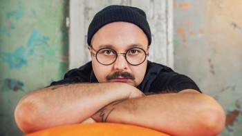 Zarug de la ASIA EXPRESS vine dintr-o familie interesantă. Află cu ce se ocupă părinții și fratele