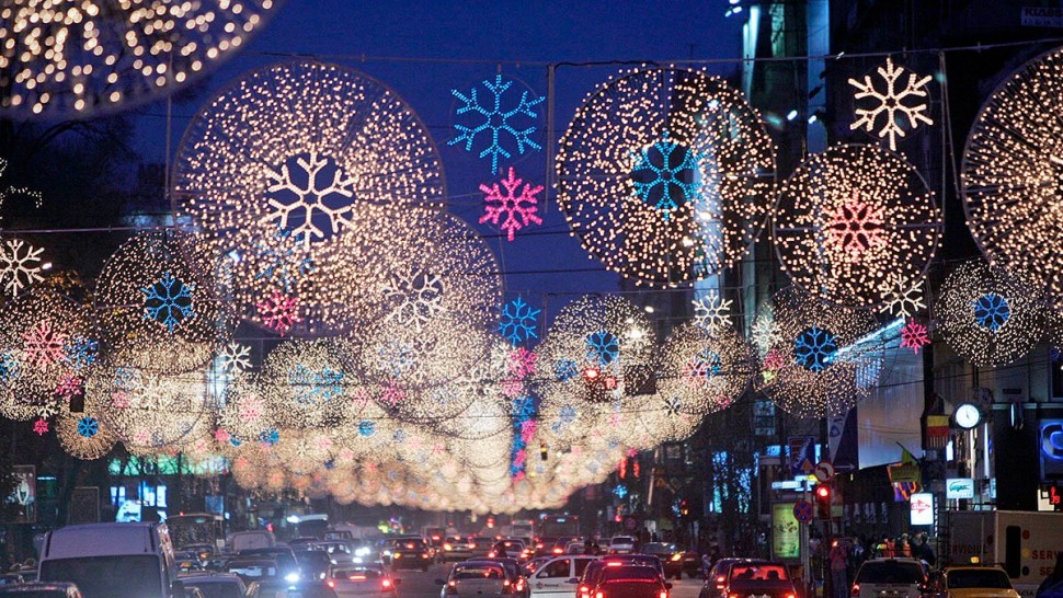 Când se aprind luminițele de Crăciun în București