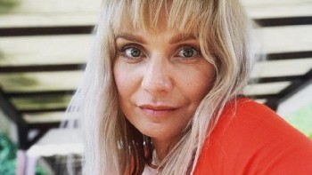 Cristina Cioran prima imagine cu chipul micuței Ema. Vedeta a anulat botezul fiicei sale