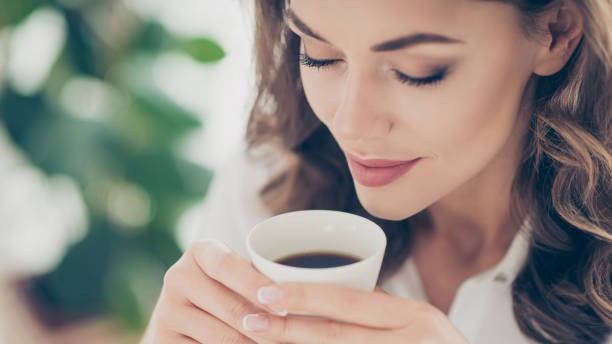 Noi ocupații în nomenclatorul meseriilor barista stilist extensii gene sau degustător de cafea. Ce profesii au dispărut