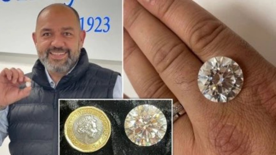 O britanică a vrut să arunce un diamant uriaș crezând că este fals. Acesta i-ar putea aduce 24 milioane de euro