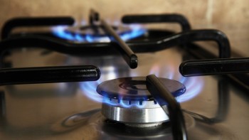 Tot ce trebuie să știi despre schema plafonării prețurilor la energie și gaze și schema de compensare care se aplică de astăzi