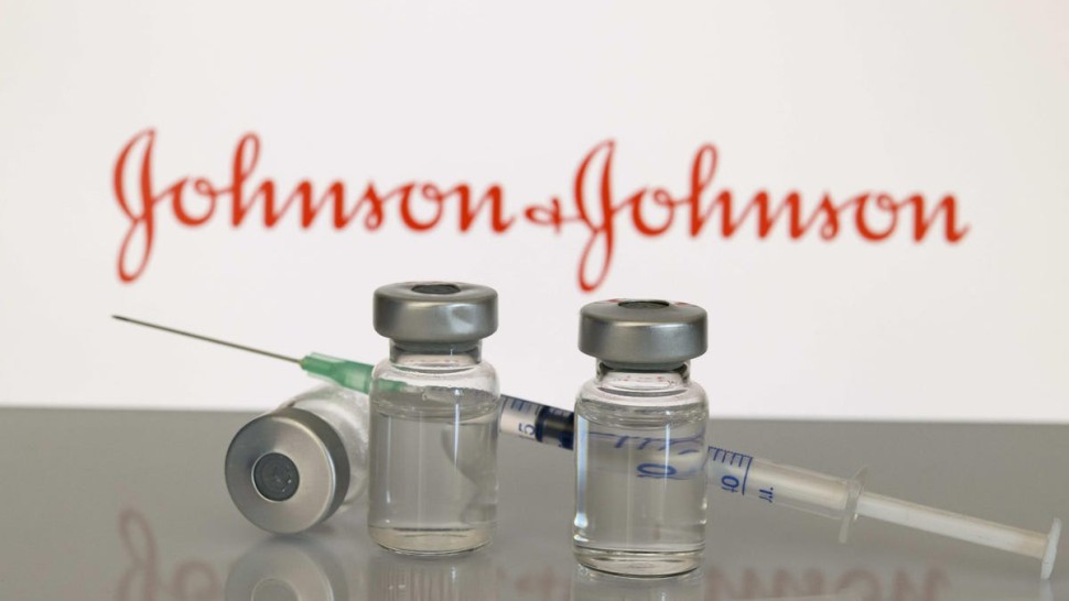 Românii vaccinați cu JohnsonJohnson se pot programa pentru doza booster