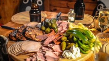 Murăturile interzise hipertensivilor. O singură porție poate crește tensiunea arterială cu patru unități