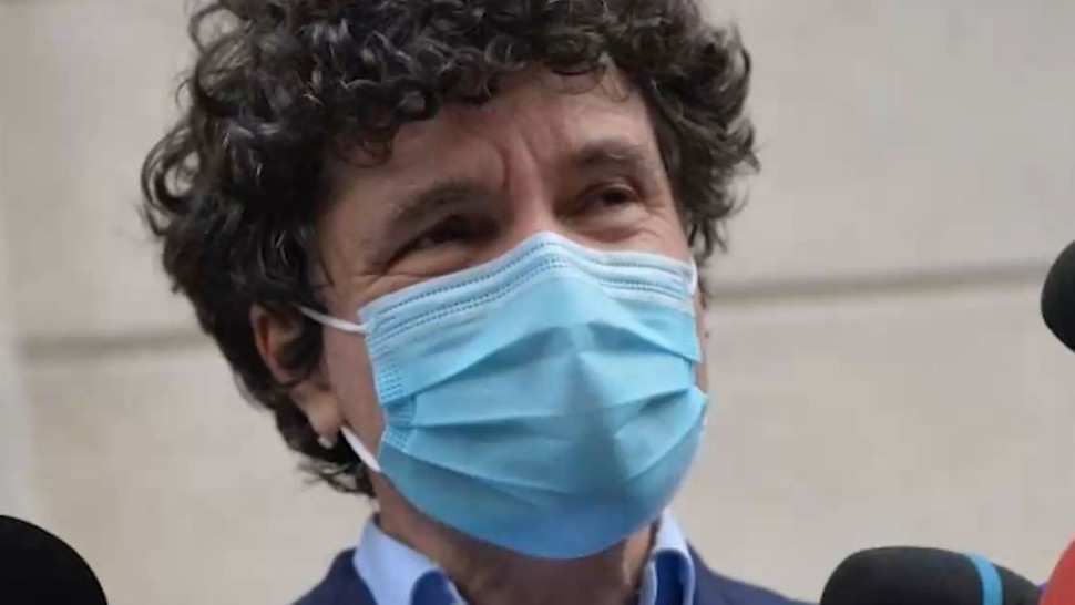 Nicușor Dan nu a putut intra în sediul Guvernului că nu avea certificat verde