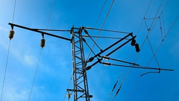 Urmează o iarnă dificilă În Capitală rețeaua electrică și cea de gaze nu vor rezista încălzirii alternative a locuitorilor