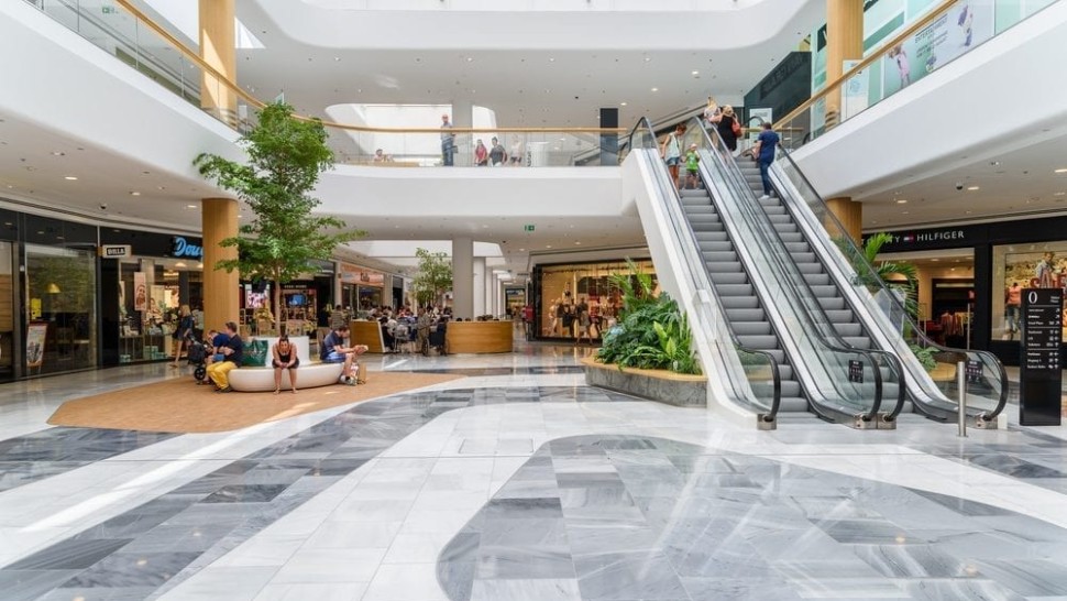 Programul mall-urilor de Crăciun în București și în țară. Centrele comerciale deschise pe 24 25 și 26 decembrie în România