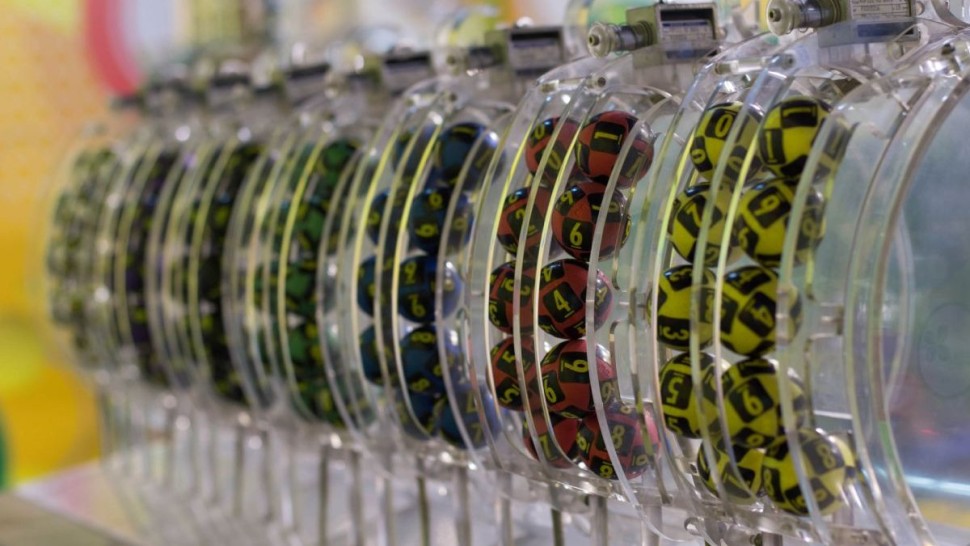 Rezultate Loteria Vaccinării 5 decembrie 2021. Un premiu de 100.000 de lei și 80 de premii de 10.000 de lei