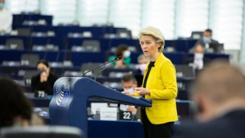 Președintele Comisiei Europene vrea vaccinarea obligatorie