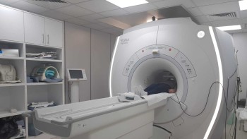 Un aparat RMN care a costat 1.000.000 de euro s-a stricat de două ori din cauza întreruperilor de curent din Arad