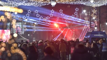 Se pregătesc măsuri de relaxare pentru Sărbători. Petreceri până la 2 noaptea la trecerea dintre ani