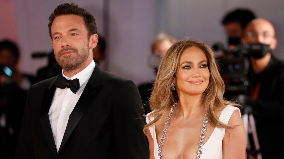 Jennifer Lopez și Ben Affleck sunt la un pas de divorț. Actorul a plecat deja de acasă