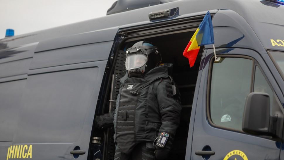 Amenințare cu o bombă într-un mall din București