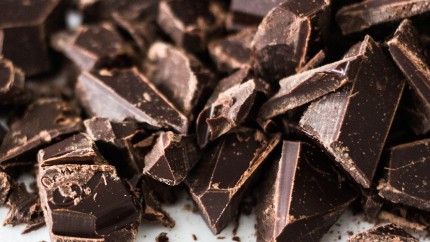 Cum trebuie mâncată ciocolata pentru a fi benefică organismului. Un profesor a explicat