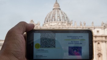 Italia extinde folosirea certificatului de vaccinare
