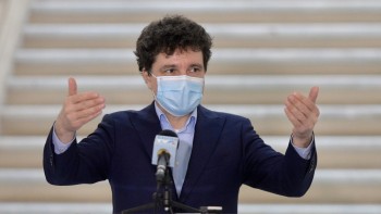 Nicușor Dan a confundat Dâmbovița cu Dunărea. Oare e de la vaccin