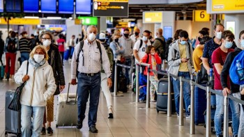 Reguli pentru românii care se întorc acasă de Sărbători