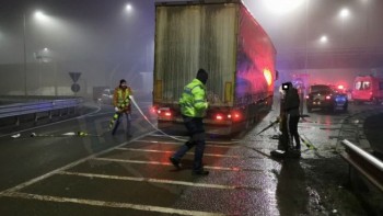 Șofer italian urmărit de poliție zeci de kilometri în Satu Mare blocat cu ajutorul unui TIR