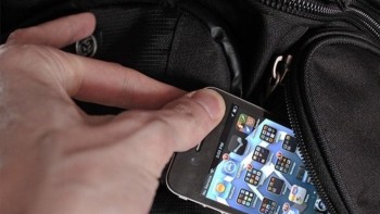 Bărbat prins cu focuri de armă după ce ar fi furat telefonul unui copil