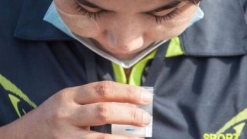 A început testarea elevilor în școli. Aceasta se face cu teste pe bază de salivă