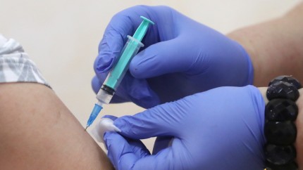 Un bărbat din Noua Zeelandă s-ar fi vaccinat de 10 ori într-o zi