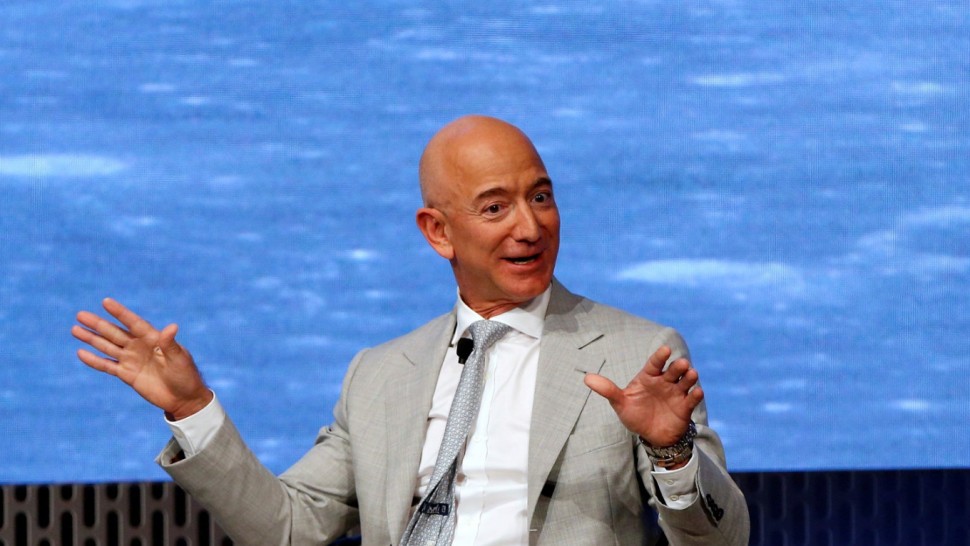 Miliardarul Jeff Bezos anunţă inventarea tehnologiei care permite energie solară nelimitată