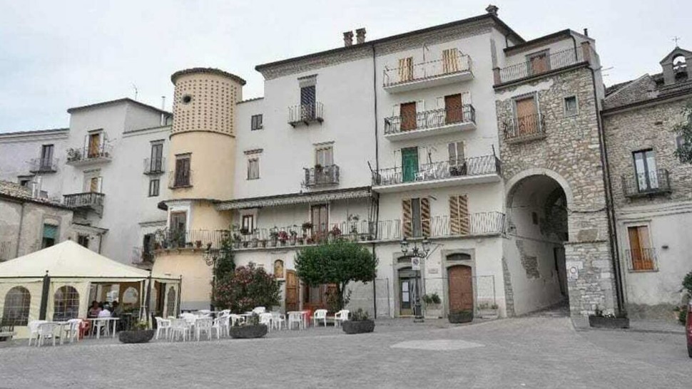 Primești 5.000 de euro sau o casă dacă te muți în acest sat din Italia. Autoritățile vor să prevină depopularea zonei