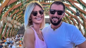 Ramona Olaru imagini din Paradis acolo unde-și petrece vacanța cu iubitul Cătălin Cazacu | FOTO  VIDEO