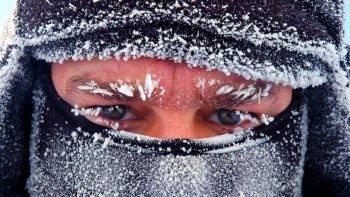 Gerul năpraznic de iarnă adevărată ajunge în România. Temperaturile scad și la - 20 de grade în anumite zone