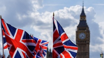 Marea Britanie renunţă la testarea obligatorie pentru călătorii vaccinaţi începând cu 11 februarie