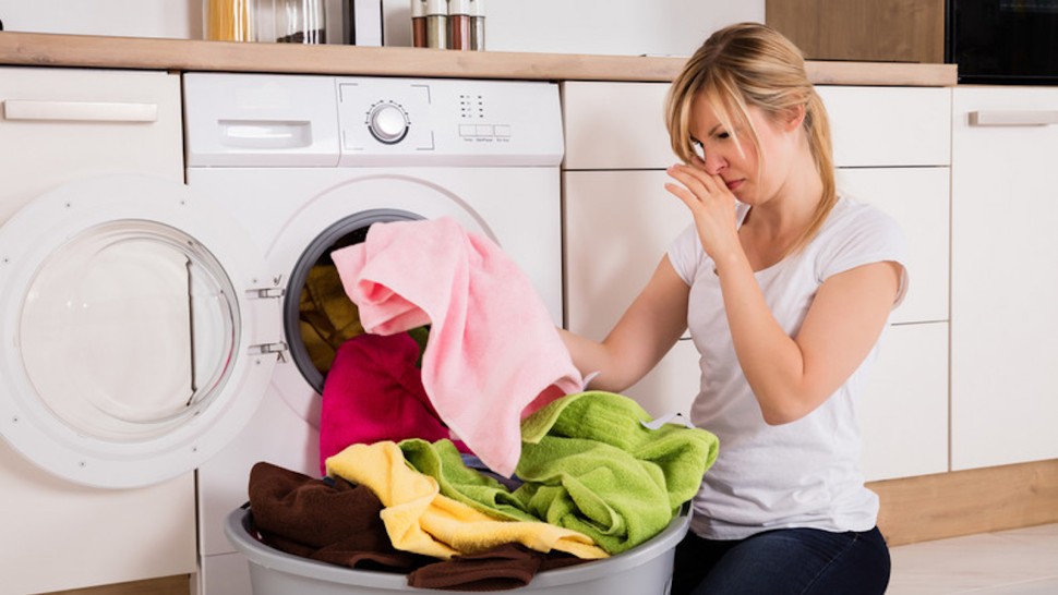 Cum elimini mirosul urât din mașina de spălat