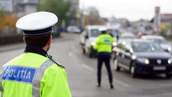 Polițiștii români refuză să amendeze persoanele care nu poartă masca de protecție